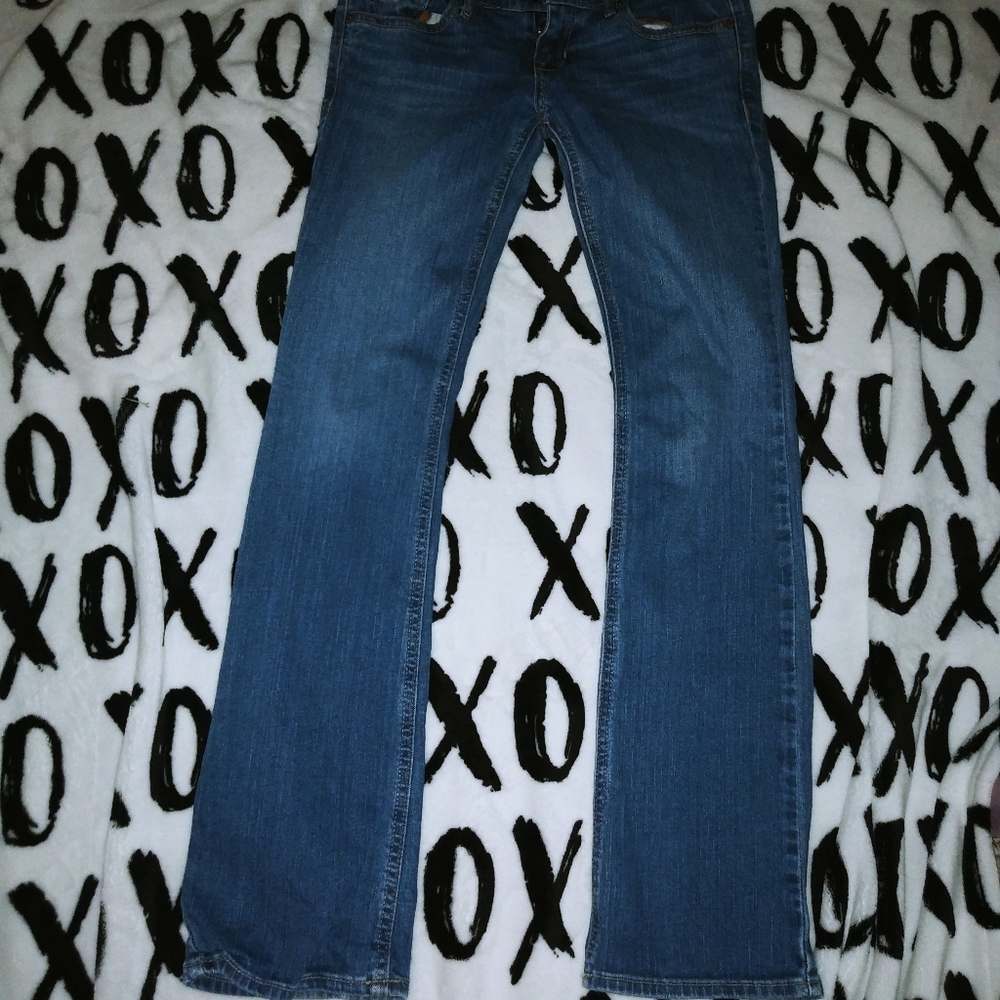 🎉 Hollister jeans.
